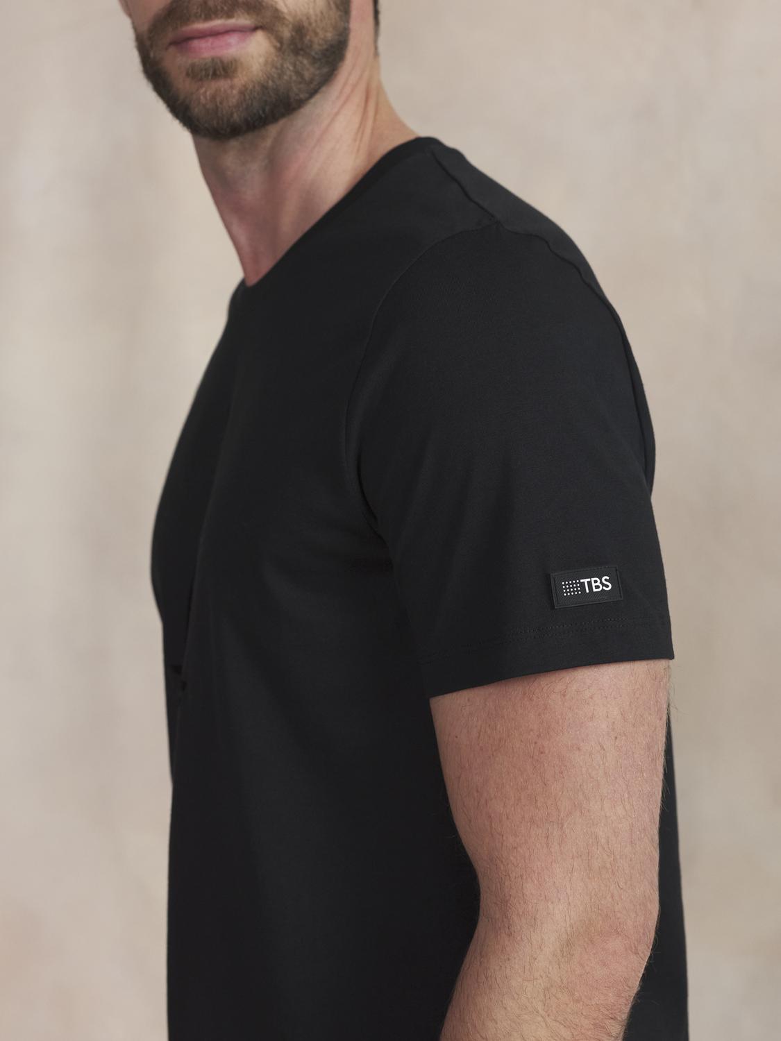 Tee Maille Homme Noir BRIANTEE