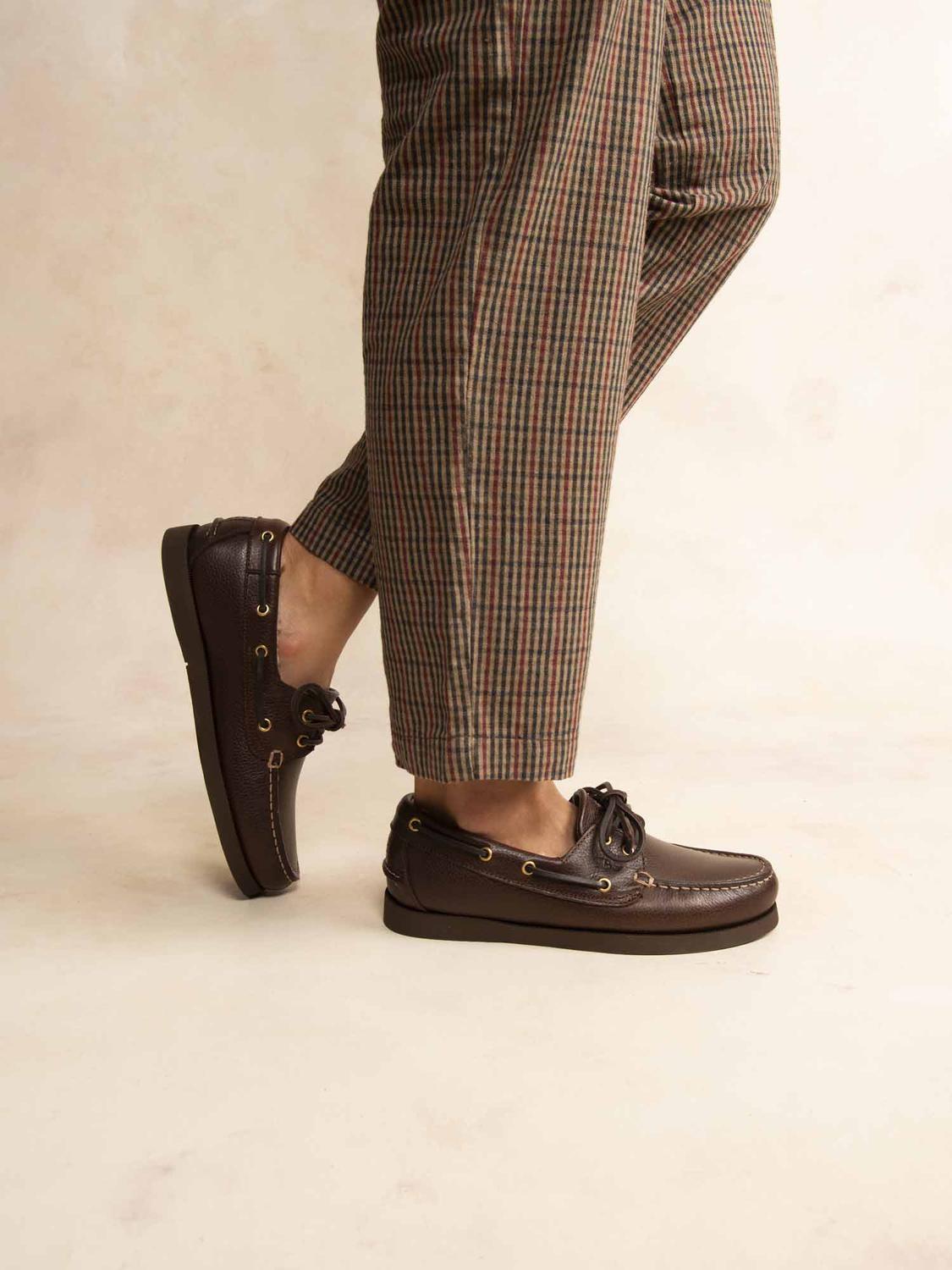 Chaussures Bateaux Femme Cuir Brun et Creme PHERINA