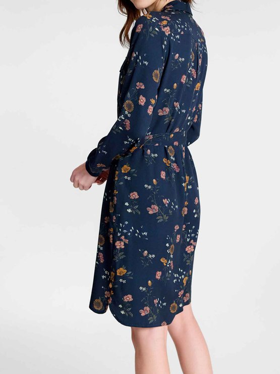 Tbs robe deals